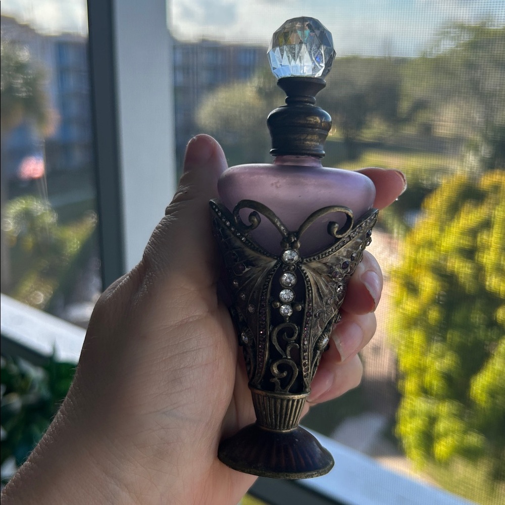 Vintage Crystal Butterfly Frosted Purple Glass Perfume Bottle - Picture 11 of 14